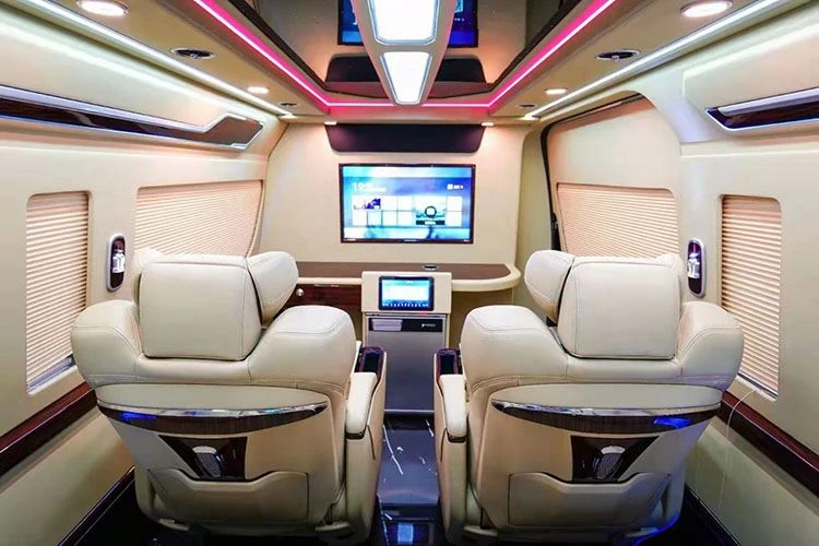 Vehículo Comercial Modificado Toyota Hiace