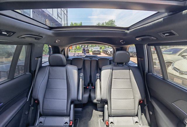 Asiento de capitán de lujo de seis asientos Mercedes-Benz GLS450 2022