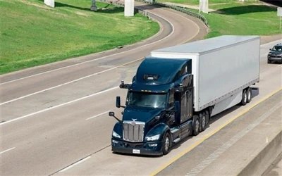 Aurora abre ruta de transporte comercial para camiones sin conductor.