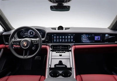 Lanzamiento del nuevo diseño y del nuevo mapa oficial del interior del Panamera