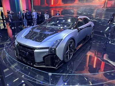 Plataforma 800V/2-debut en el Salón del Automóvil HIHA de segunda clase