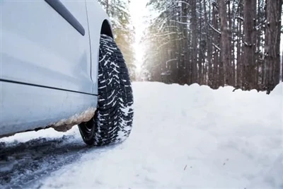 Aspectos a tener en cuenta al conducir en invierno